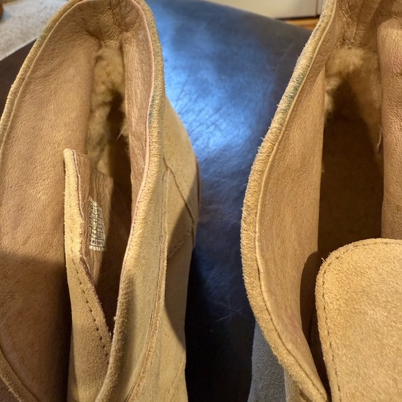 UGG Women's Brienne Heeled Ankle Boots - Size 8.5 - Picture 5 of 6